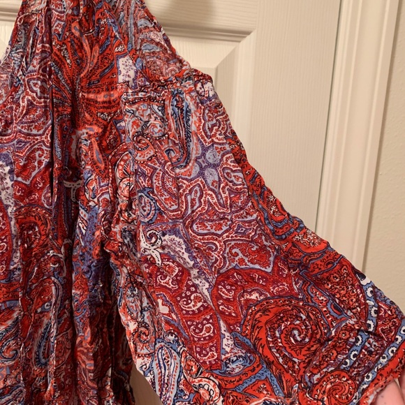 Plus size long sleeve blouse with shoulder cutout - Picture 3 of 4